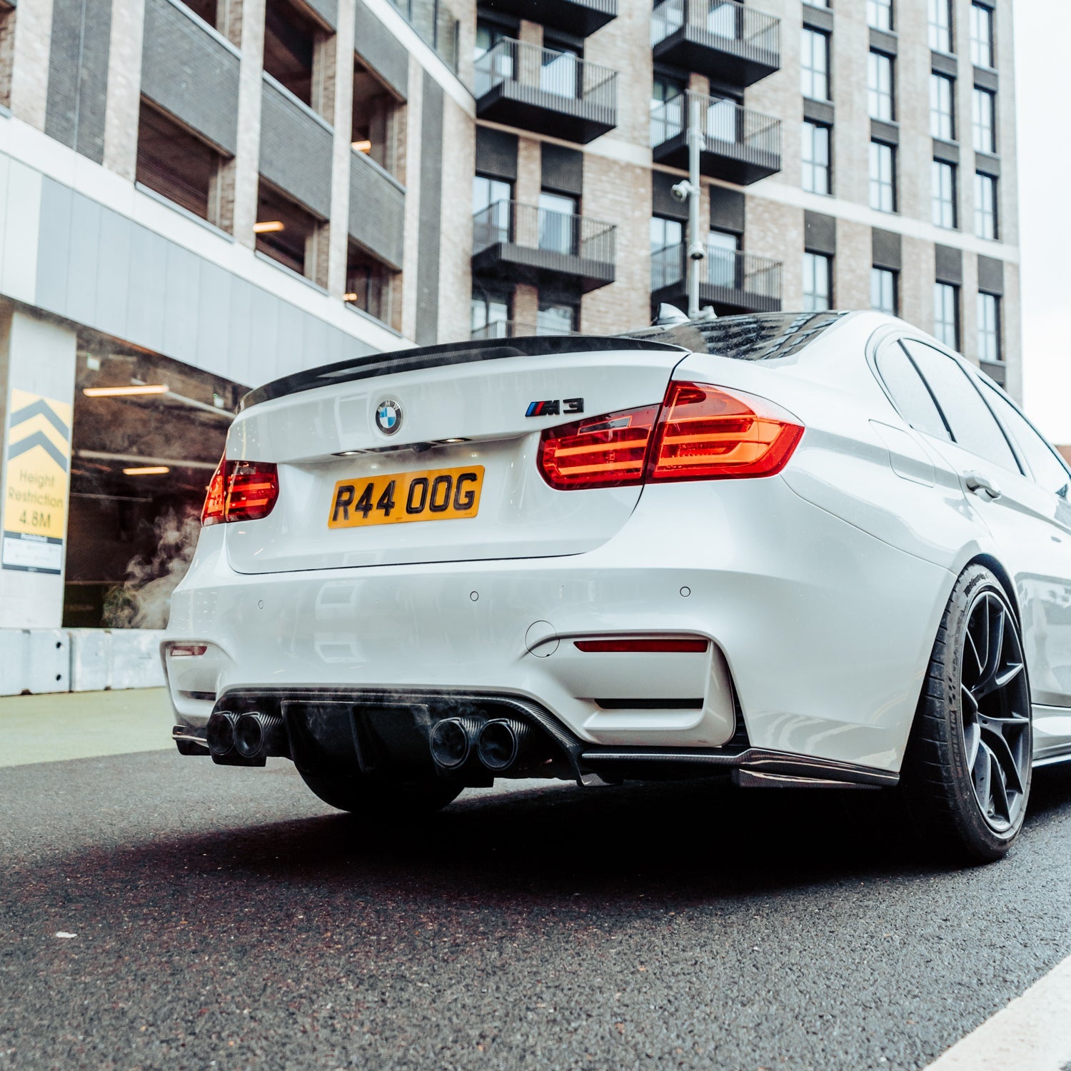 MHC+ BMW M3/M4 Aggressive 3 Piece Rear Diffuser Gloss Pre Preg Carbon Fiber (F80/F82/F83)